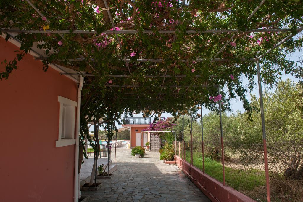 Paradise Studios Svoronata Ngoại thất bức ảnh